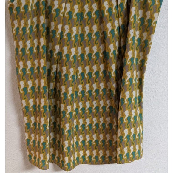 Women's Cabi # 411 Seahorse Tank Adjustable Strap Pleated Front Flowy Tank Top M - Picture 5 of 10